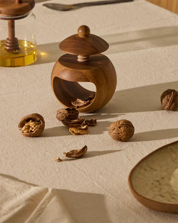 Nukha krckalica za orahe od FSC 100% drveta akacije