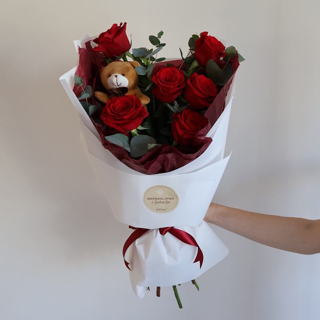 Bear and Roses