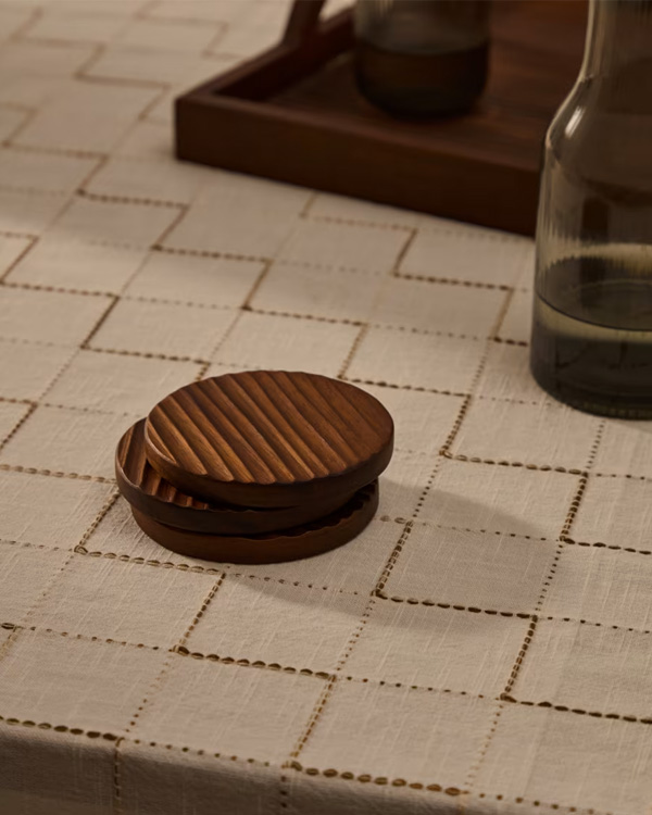 ROMMU 4/1 set podmetača od drveta akacije FSC 100%