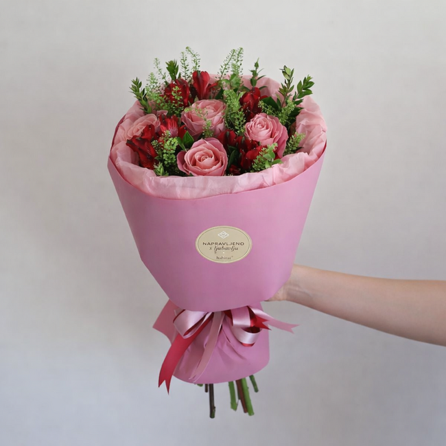 Roses and Astromeria III