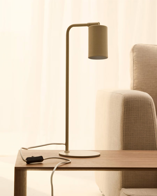MANIE Stolna lampa od metala, bež