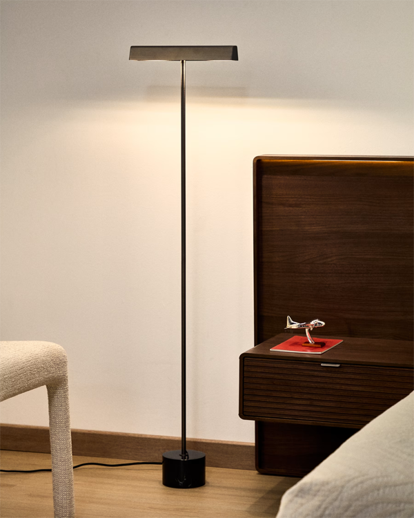 LYNOR Podna lampa, crna, čelik, mermer