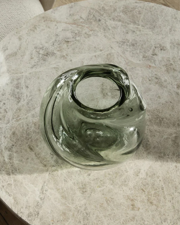 WATER SWIRL vaza, 100% reciklirano duvano staklo