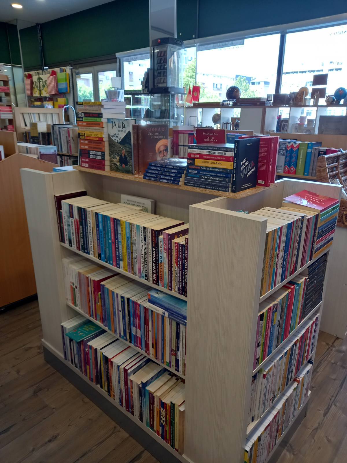 GK - Podgorica - Trg nezavisnosti 40 - 1