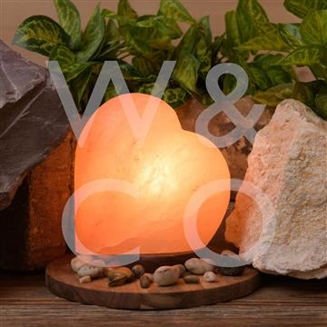 OGRLICA WIDDOP HEART SHAPED SALT WITH WOODEN BASE  HE1538