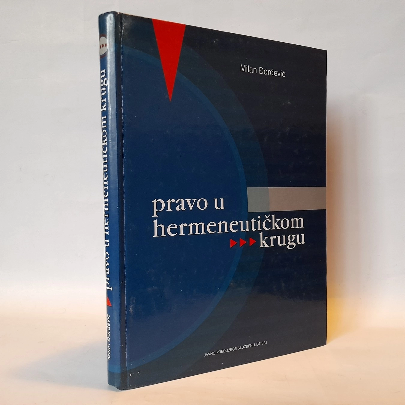 PRAVO U HERMENEUTIČKOM KRUGU