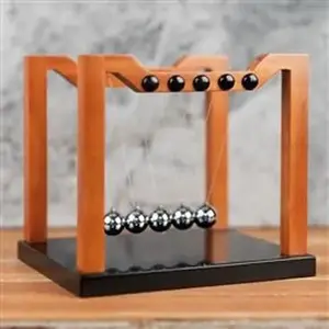 NJUTNOVO KLATNO WIDDOP WOODEN NEWTON'S CRADLE 16 X 18CM HM788