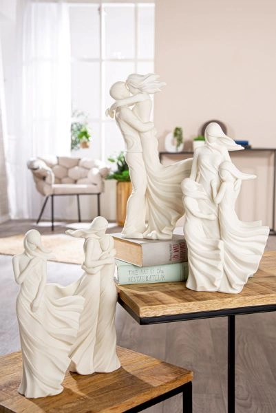 UKRASNA FIGURA FAMILY GILDE L 9CM W 15CM H 29CM 58853