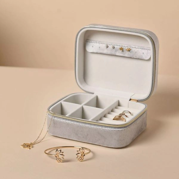 KUTIJA ZA NAKIT WIDDOP SOPHIA CLASSIC SILVER SP3519