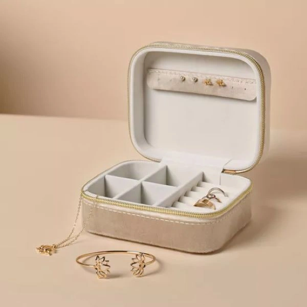 KUTIJA ZA NAKIT WIDDOP SOPHIA CLASSIC CHAMPAGNE SP3521