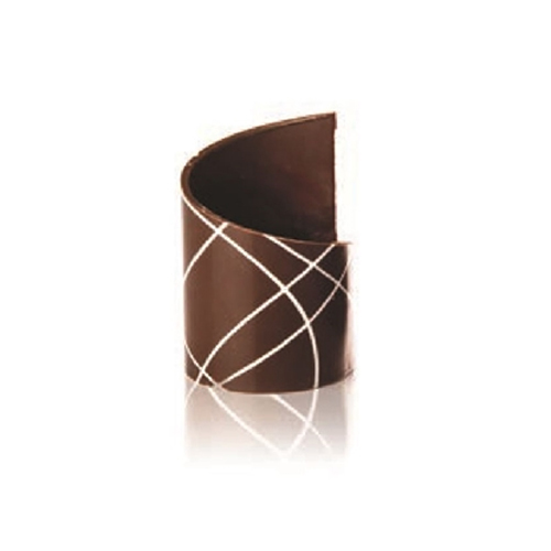 DOBLA STRIPED ASYMMETRIC RING DARK 54 X 35mm ,Vol.20ml (105 kom / pak 788g) - Čokoladna dekoracija , asimetrični prsten , crna čok. sa prugama od bijele čok.