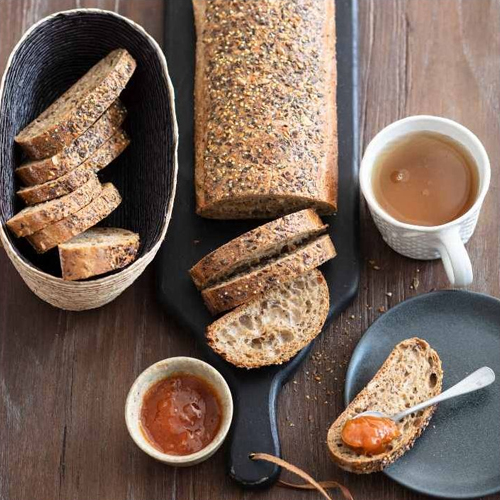 DELIFRANCE SFILATINO CEREALI HERITAGE 450g 20kom (19460)- zamrznuti prethodno djelimično pečeni integrali hljeb pravouganog oblika sa posipom od lana, maka i više vrsta sjemenki