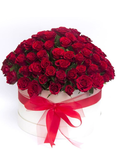 CVIJETNI ARANZMAN 101 ruza