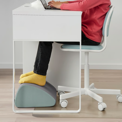 Višenam.ergonom. oslonac za stopala