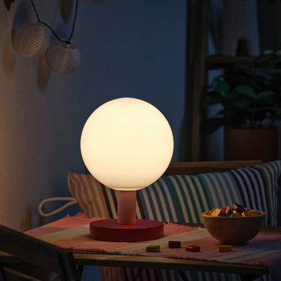 LED ukrasna rasveta, na baterije kugla/crvena svetloroze, 26 cm