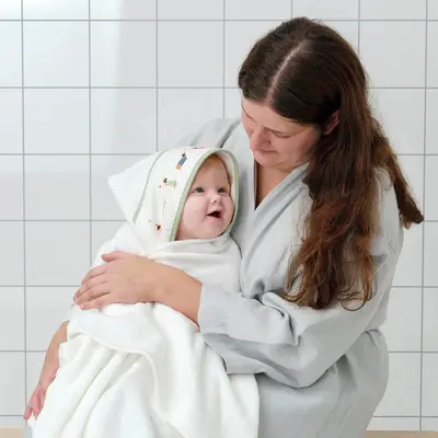 Peškir s kapuljačom za bebe, štene šara/bijela, 60x125 cm