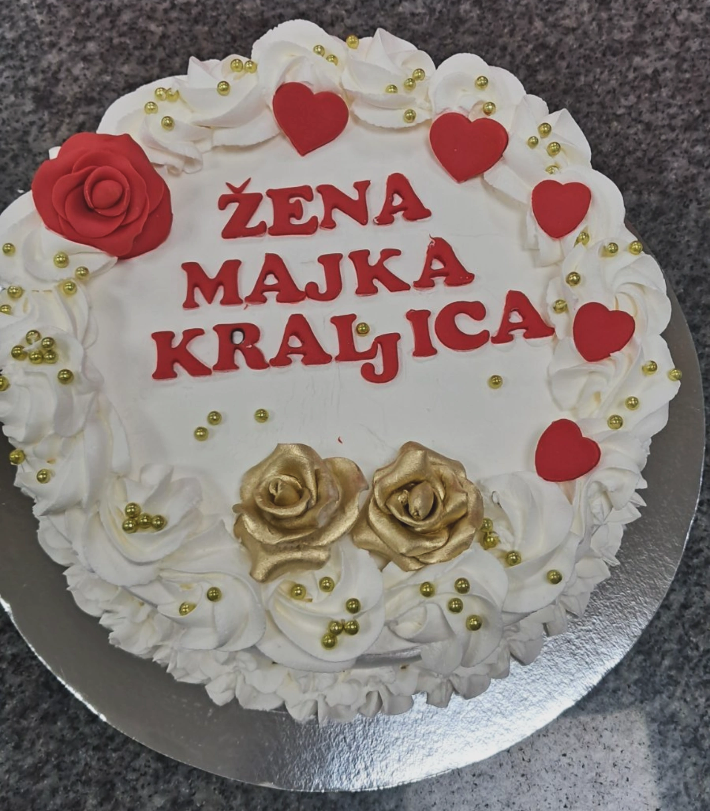 ŽENA MAJKA KRALJICA (15)