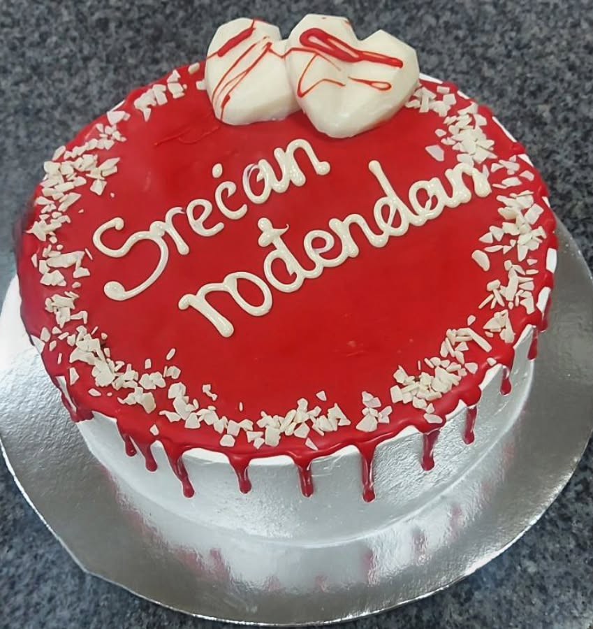 OKRUGLA SA CRVENOM GLAZUROM (15)