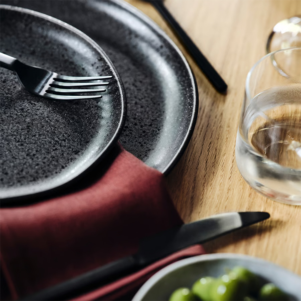 STOCKHOLM 2025 Pribor za jelo, 24 djel., crna