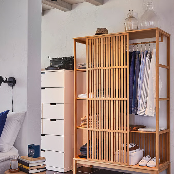 NORDKISA 120x186cm Otv. garderober s kliznim vratima, bambus