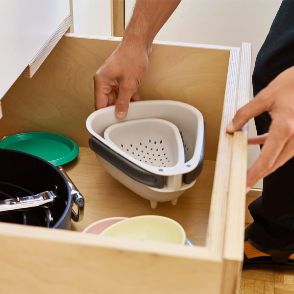 Droplet cjediljka s preklopnom ručkom, bijela