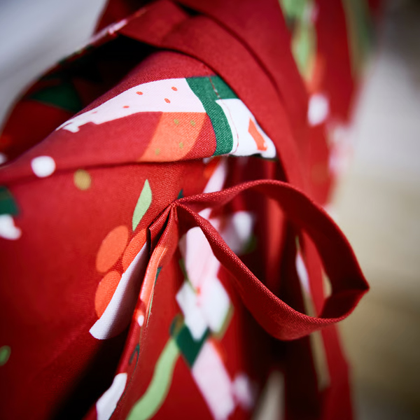 VINTERFINT 85x89cm Kecelja, novogodišnja šara crvena