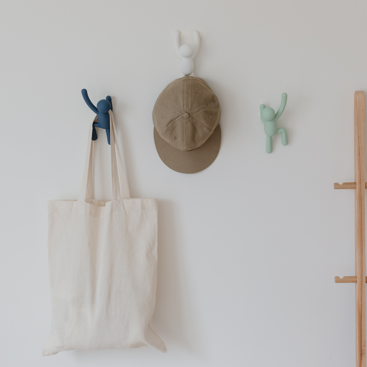 BUDDY set zidnih vjesaonika 3/1, plava/zelena/bijela