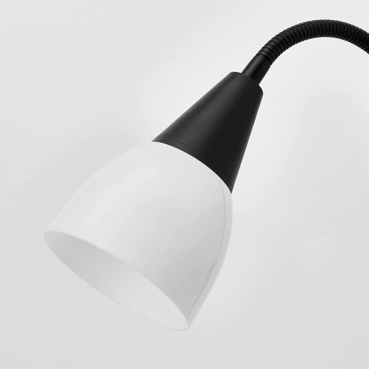 TAGARP 178cm podna lampa sa dodatkom za citanje, crna/bijela