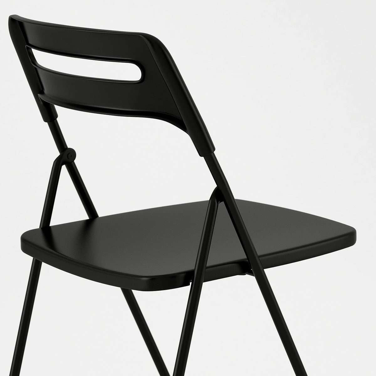 NISSE stolica na rasklapanje, crna