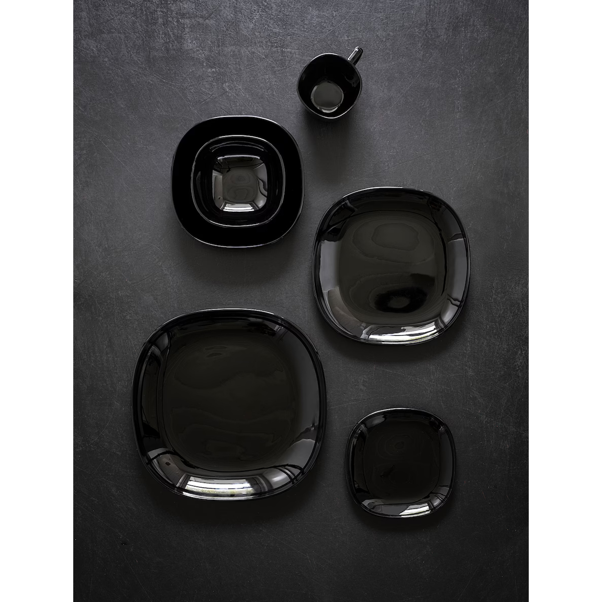 BACKIG 25x25cm set plitkih tanjira 4/1, crna