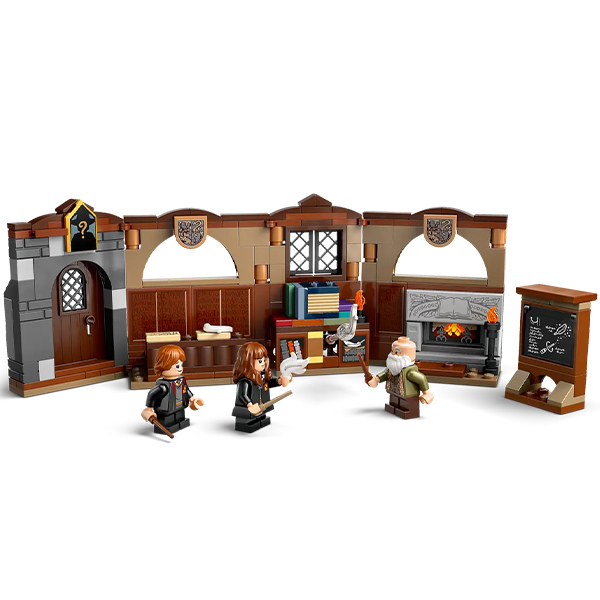 LEGO Harry Potter Hogwarts Castle: Charms Class (76442)