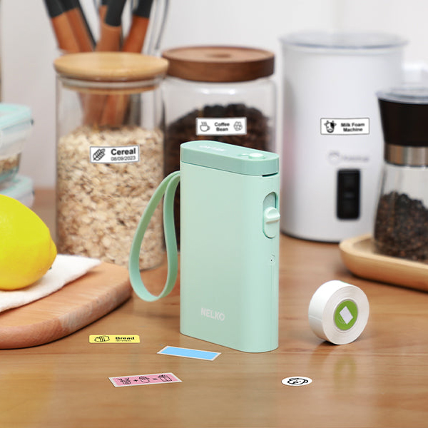 Štampač etiketa Nelko P21 Zeleni Štampač etiketa Nelko P21 Zeleni