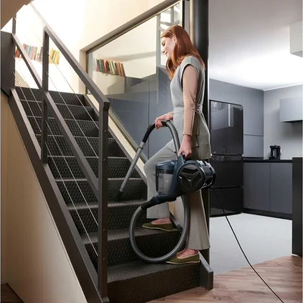 Usisivač Hoover HP110HM 011