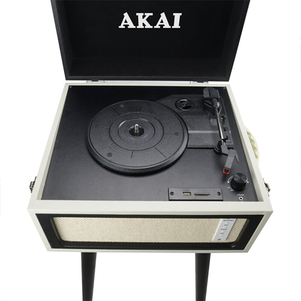 Gramofon Akai ATT-100BT Bluetooth/USB