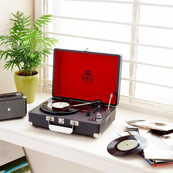 Gramofon GPO08 Attache USB (Black) Gramofon GPO08 Attache USB (Black)
